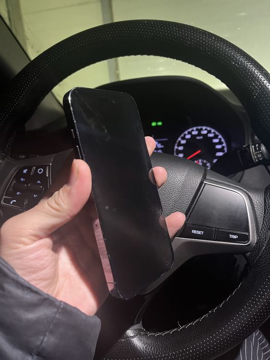 продаю айфон 14 про 256 гб