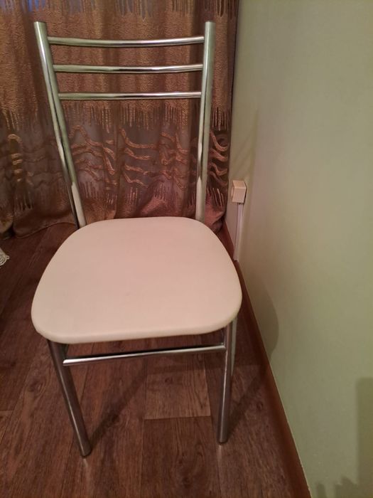 Диван,Кресло-кровать,два стула