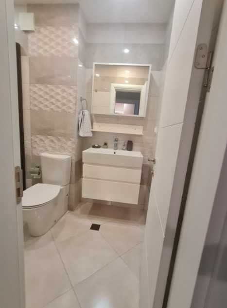 Дава се под наем Тристаен апартамент в София, Изток - 103 кв.м за 921 € - Снимка #9