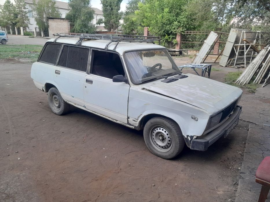 Жигули 2104 продам срочно