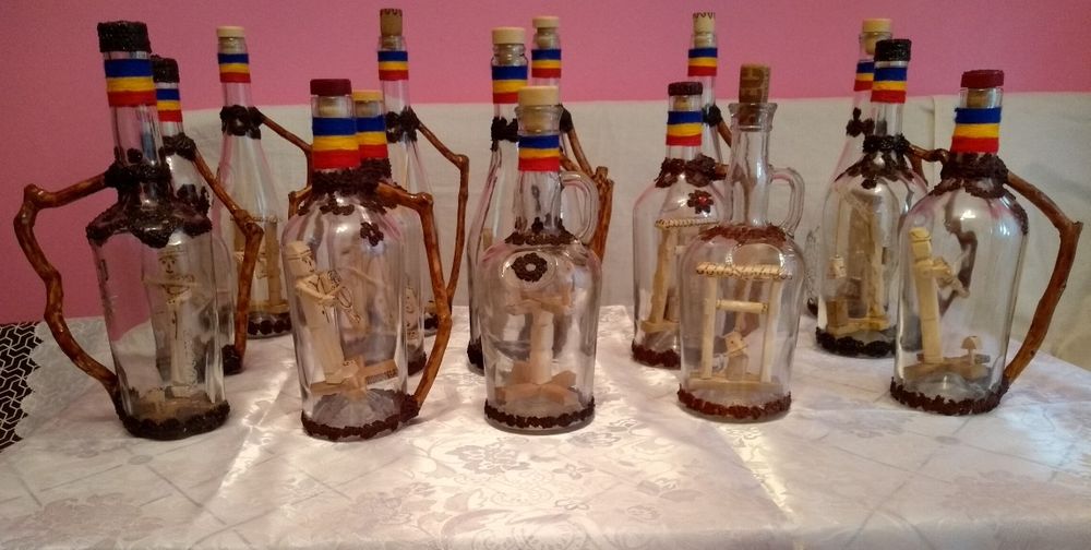 Sticle artizanale cu sculptura interioara, pt palinca Maramures Cadou!