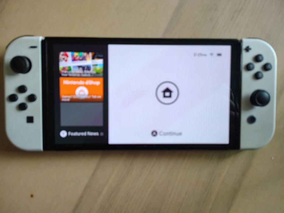 Продавам Nintendo switch OLED