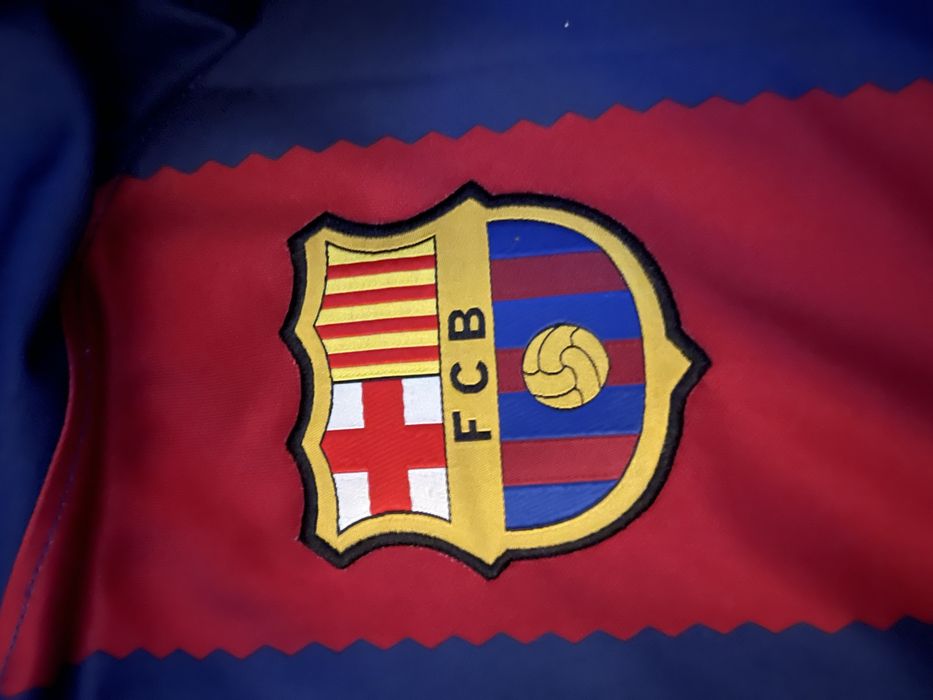 Tricou barcelona Pedri 23/24,marimea L