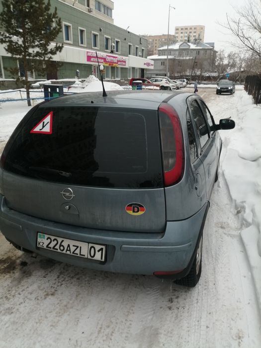 Opel Corsa 2004 года