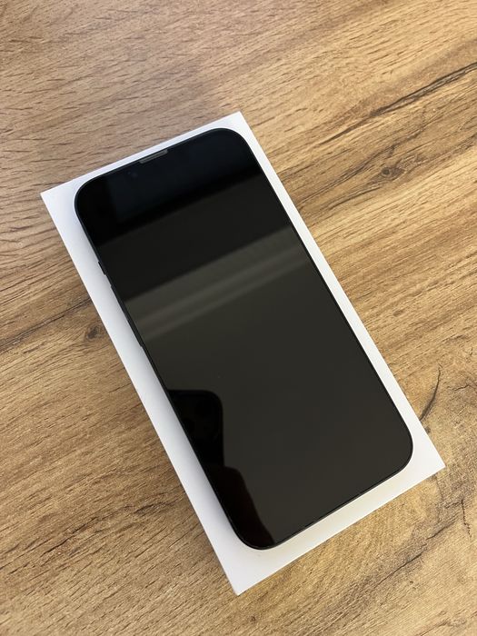 iPhone 13 128gb black