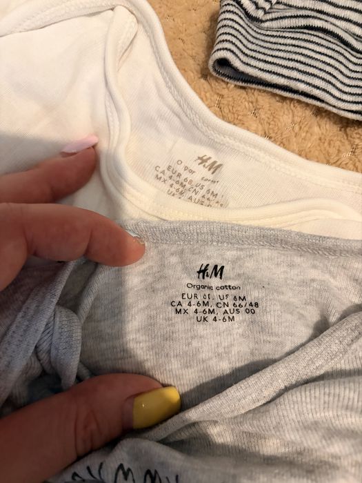 Продам детский комплект вещей H&M