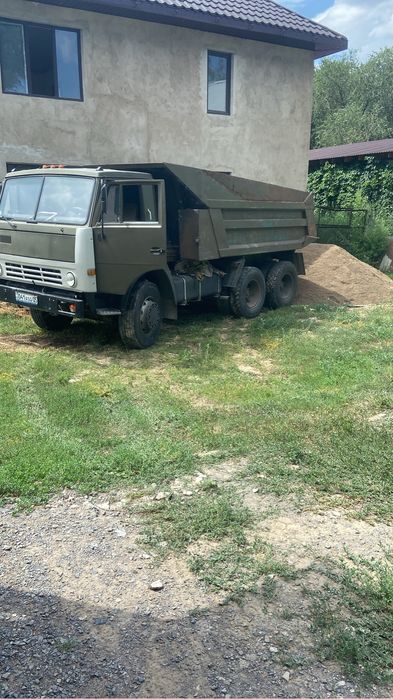 Доставка сыпучих материалов Камаз
