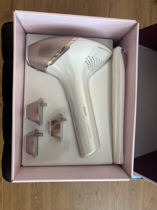 Lumea Seria 9900 Epilator IPL cu SenseIQ