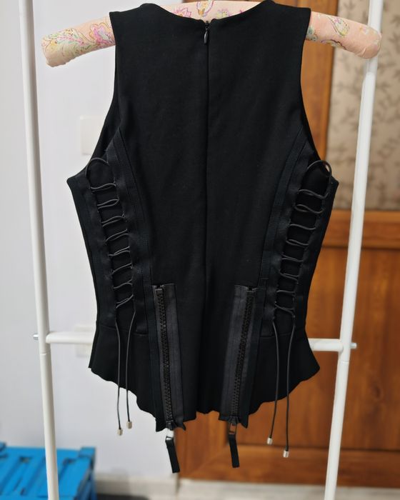 Top / corset DIESEL XS – modelator, design statement