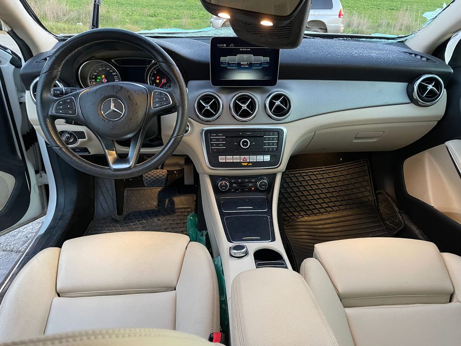 Mercedes GLA 180 X156 двигател 270910 автоматик, 122 кс.., 60 000