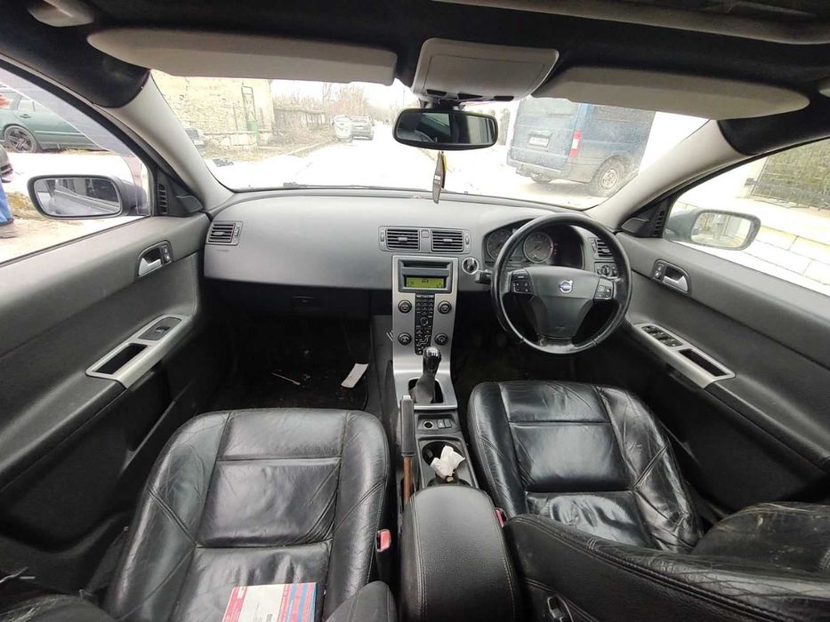 volvo v50 2d на части