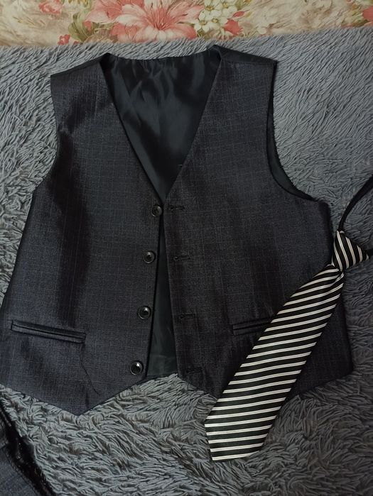 костюм тройка на мальчика