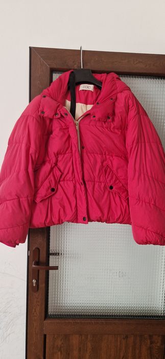 Geacă pufoasă de la Esprite