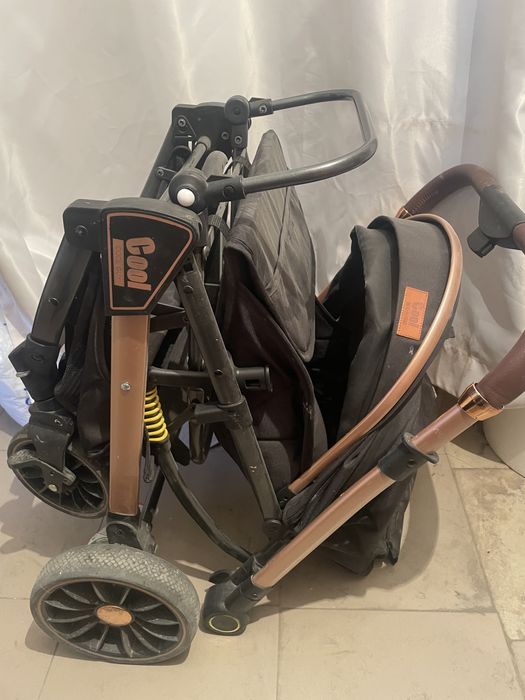 Коляска легкая для детей