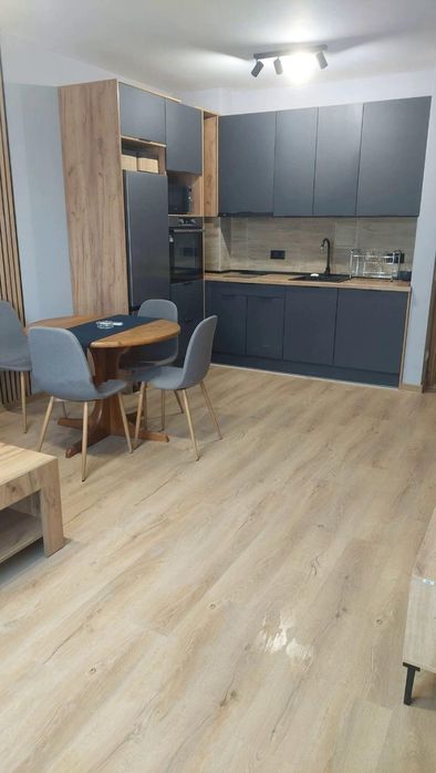 Дава се под наем Тристаен апартамент в София, Банишора - 90 кв.м за 750 € - Снимка #1