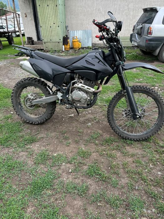 Мотоцылок эндуро 250