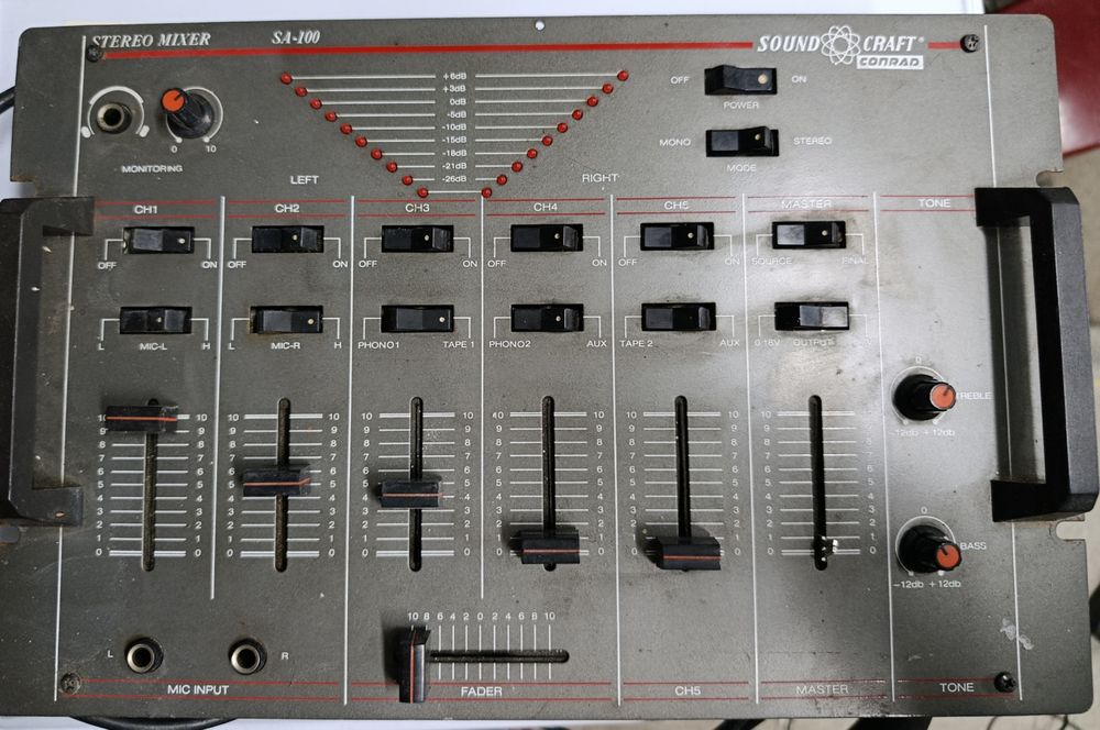 Микс пулт и ехо двете за 150 лв