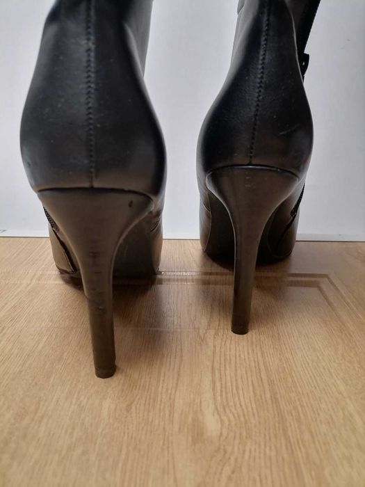 Дам. ботуши , ном.38 , естествена кожа , ток 10 см