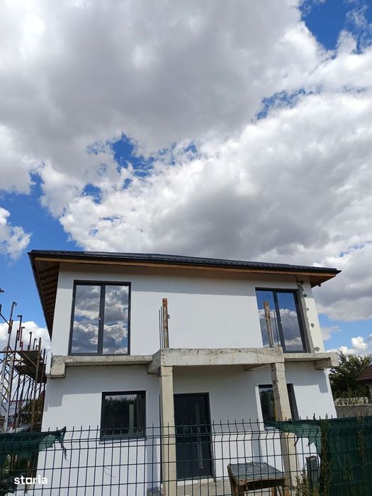 Vila individuala P+1+Pod