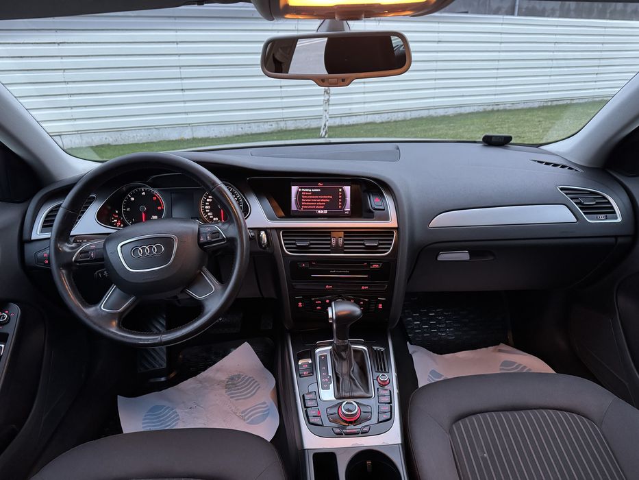 Audi A4 2.0 TDI 143 CP Automata Xenon Full Led Navi Panorama