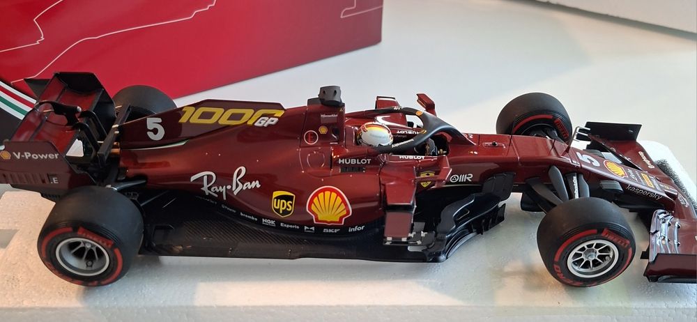Macheta F1 Ferrari produsa de BBR Models la scara 1/18