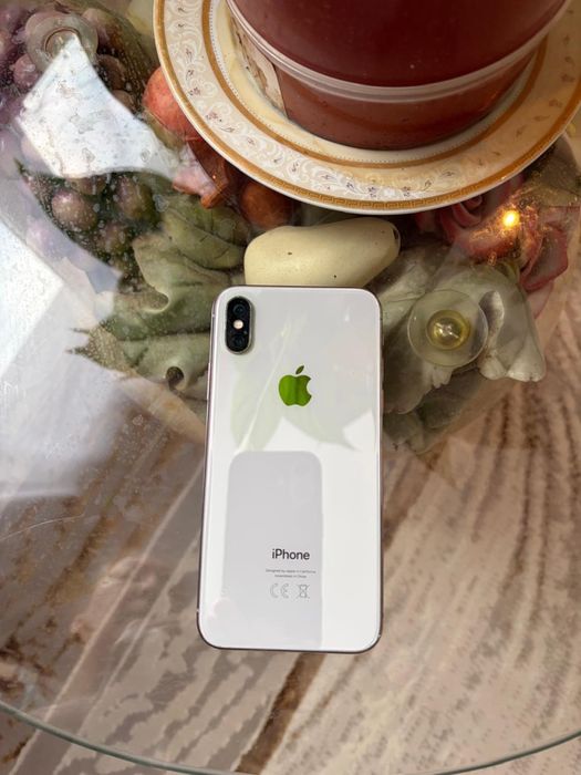 Продам Айфон Х. В хорошем состоянии