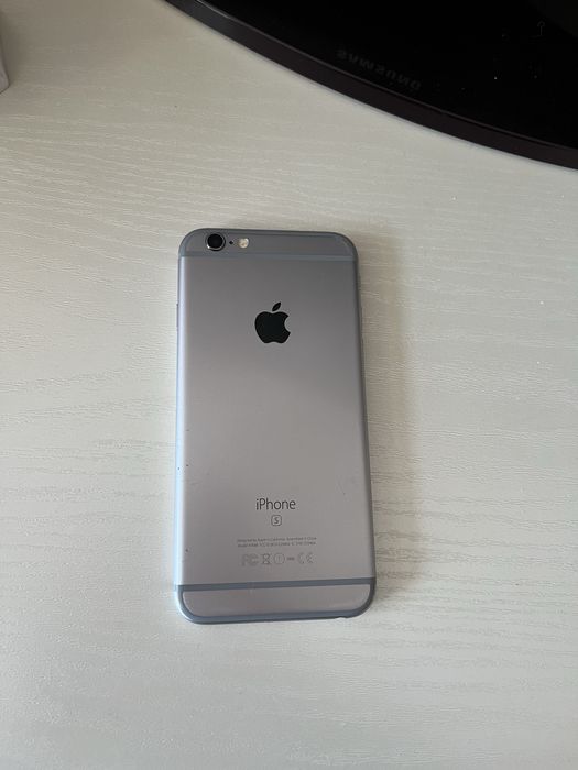 Продам айфон 6s 64гб
