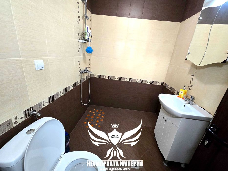 Продавам двустаен апартамент 68кв.м. на 2 етаж в гр.Велинград кв.Каменица