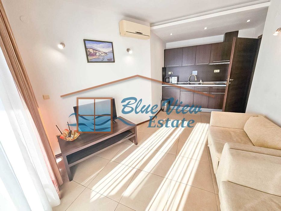 Двустаен апартамент на първа линия в Балчик