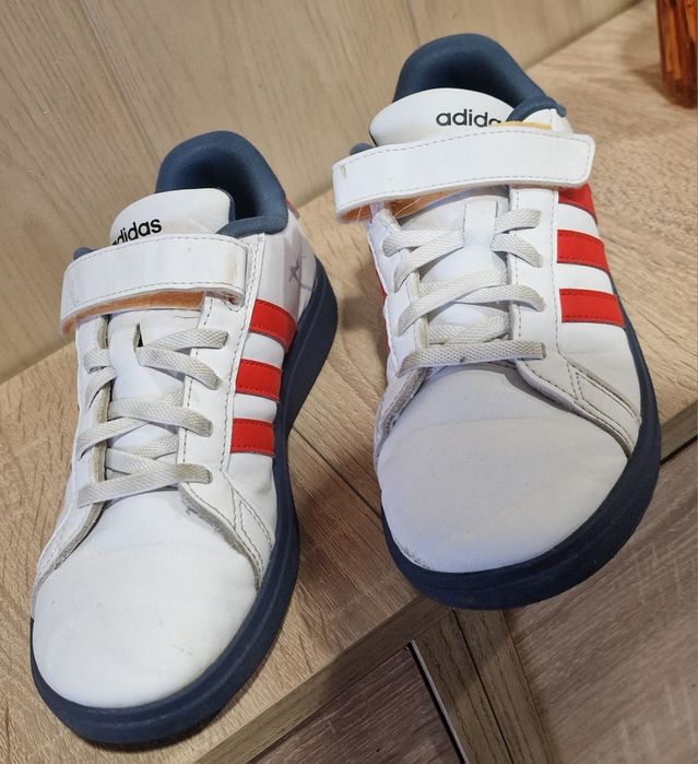 Маратонки Adidas 34 номер
