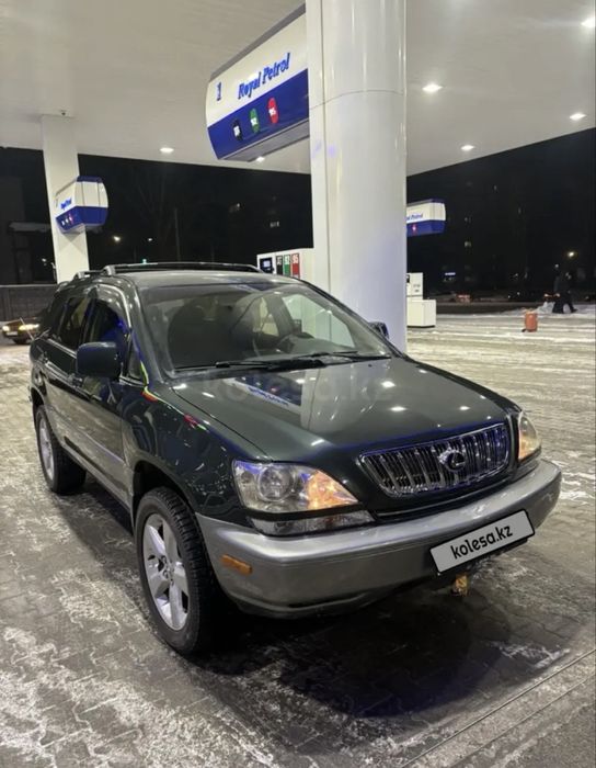 Продам машину ,  LEXUS RX 300