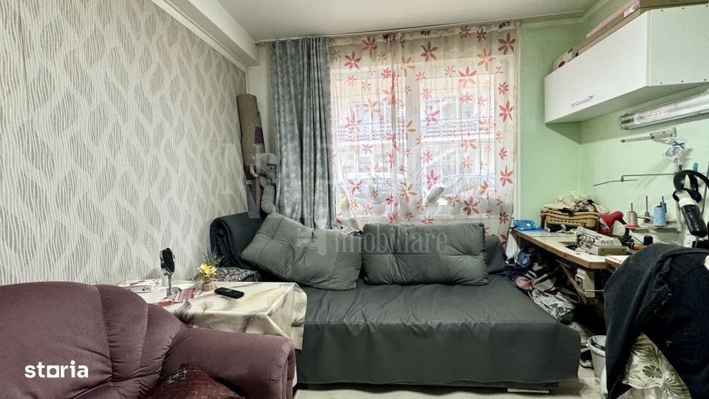 Apartament 3 camere de vanzare in Floresti