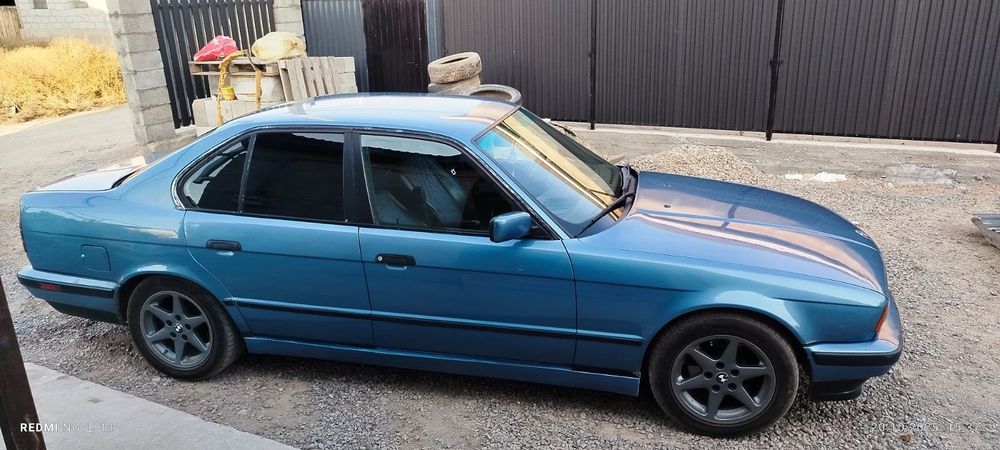 Продам летние шины с диском