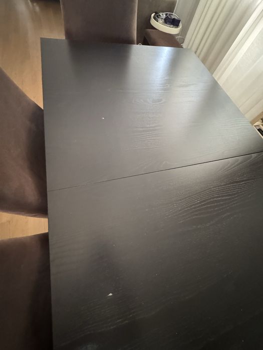 Masa extensibila cu 4 scaune