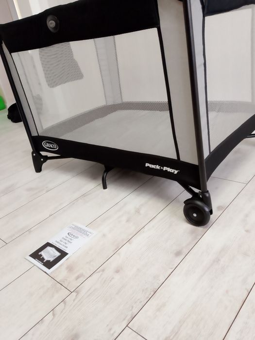 Продам детский манеж грако