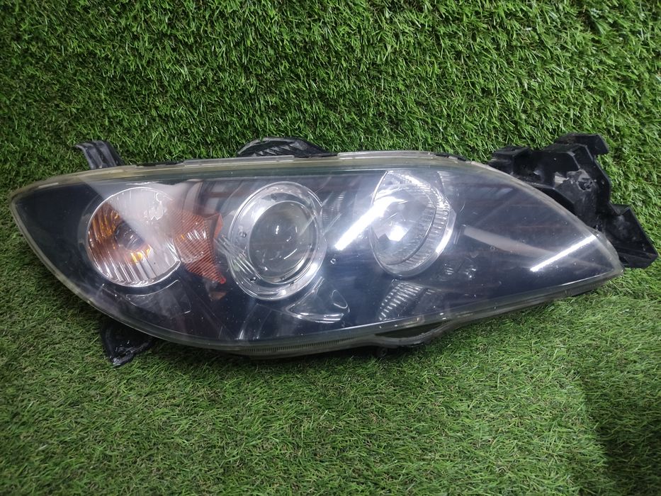 Фары Mazda 3  BK