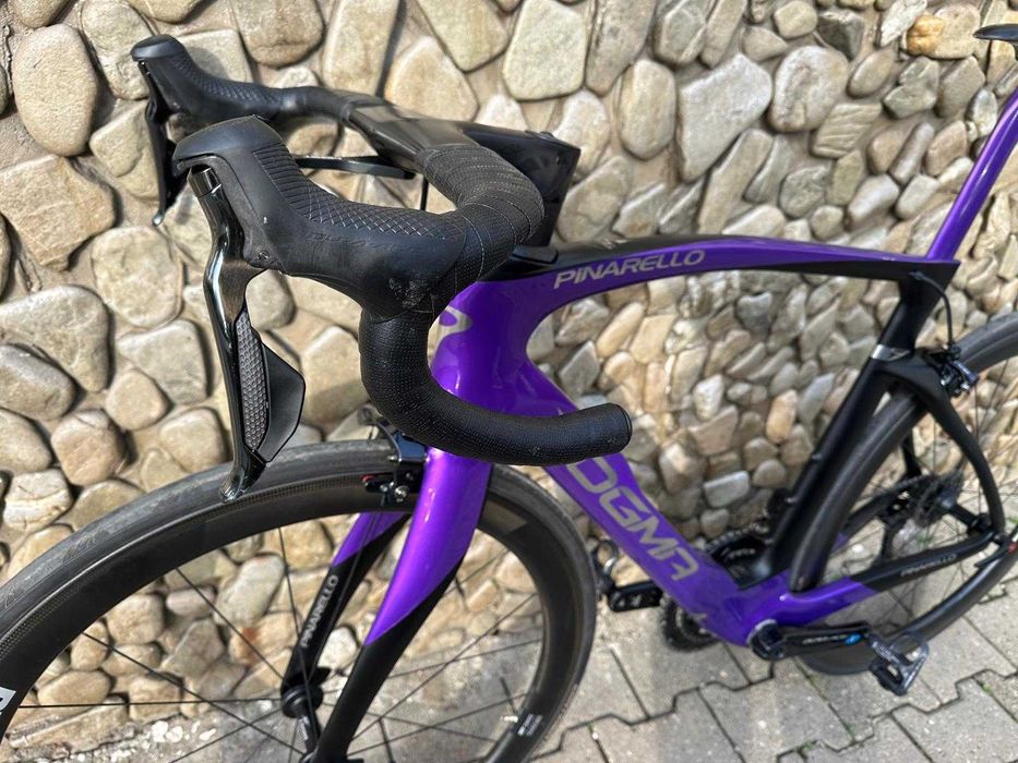 Pinarello Dogma F Rim Dura Ace Di2 2024