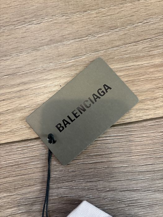 Tricou Balenciaga