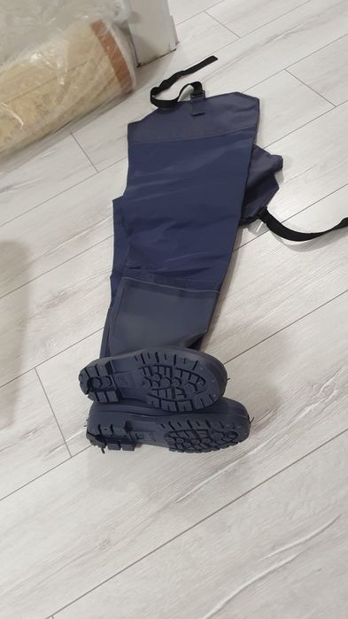 Продаю рыболовные сапоги