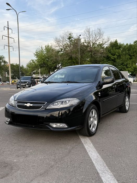 Qora Chevrolet Gentra 2023 | Lacetti Jentra