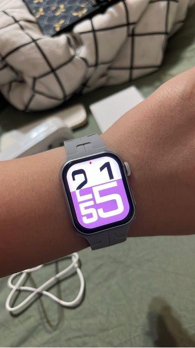 Продам Apple Watch 10(смарт часы)