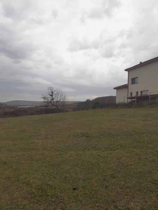 Vand teren Stolna comuna Savadisla 2000 mp