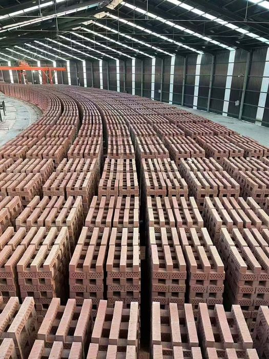 Кирпич красный с доставкой