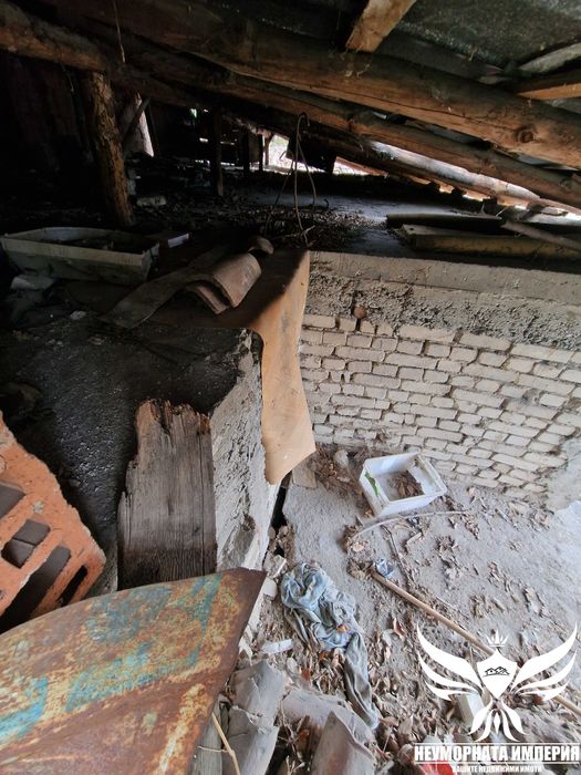 Продавам стара къща 72РЗП с двор 143кв. в гр.Асеновград кв.Чинар