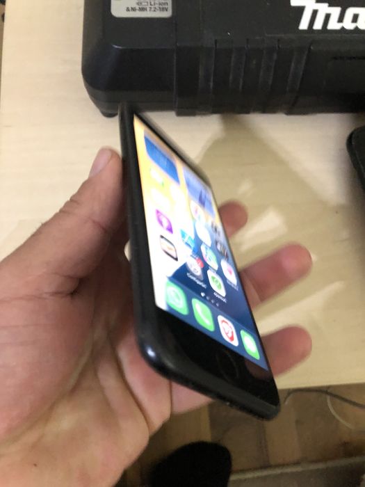 Vand 2 Iphone X  defecte si un iphone SE 2020 defect