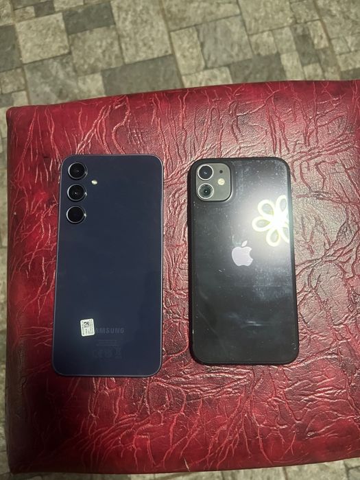 Vand sau schimb Samsung a35 5g si Iphone11