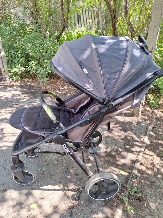 Продам коляску Babyton