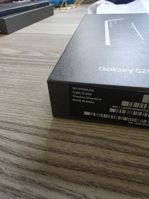 Samsung  S25 Ultra