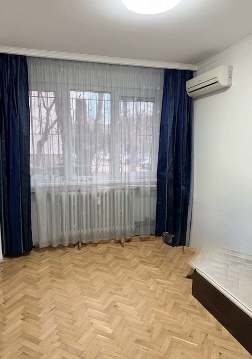 Дава се под наем Тристаен апартамент в София, Медицинска академия - 94 кв.м за 976.14 € - Снимка #7