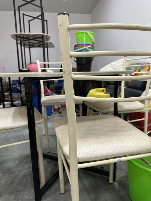 Стол, стулья комплект 1х4